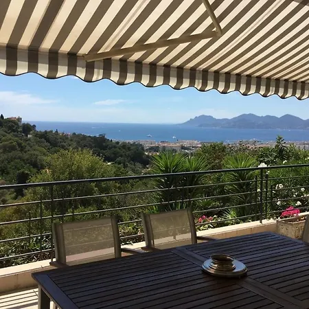 Sea View & Large Terrace Live In La Vista Apartment *