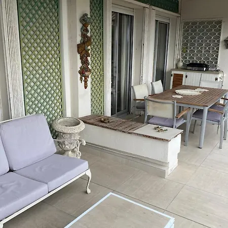 Apartment Sea View & Large Terrace Live In La Vista Cannes
