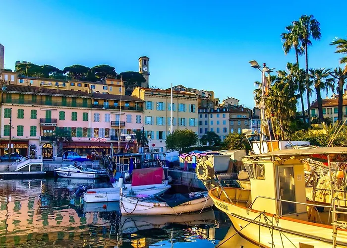 Sea View & Large Terrace Live In La Vista * קאן