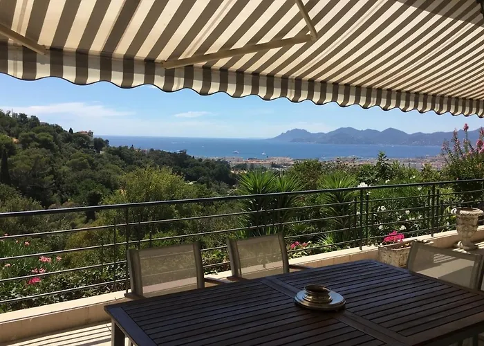 Sea View & Large Terrace Live In La Vista דירה *