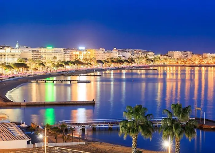 Sea View & Large Terrace Live In La Vista קאן