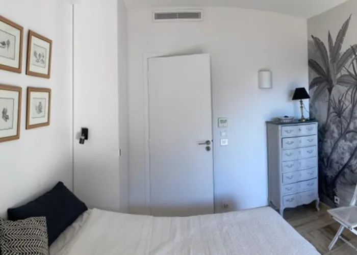 Sea View & Large Terrace Live In La Vista *